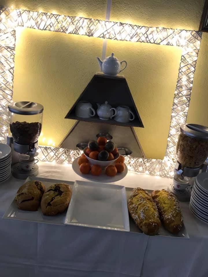Hotel Cinzia Savignano sul Panaro エクステリア 写真